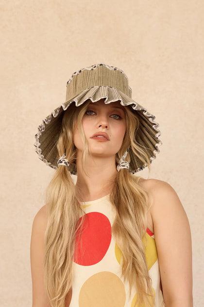 Lorna Murray x Kathy Hilton Ladies Luxe Maxi Capri Hat Polka