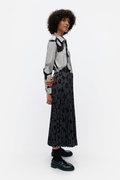 24年♡美品✨マリメッコ Unikko / Myy skirt ネイビー M Marimekko Myy Unikko Skirt – KIITOSlife