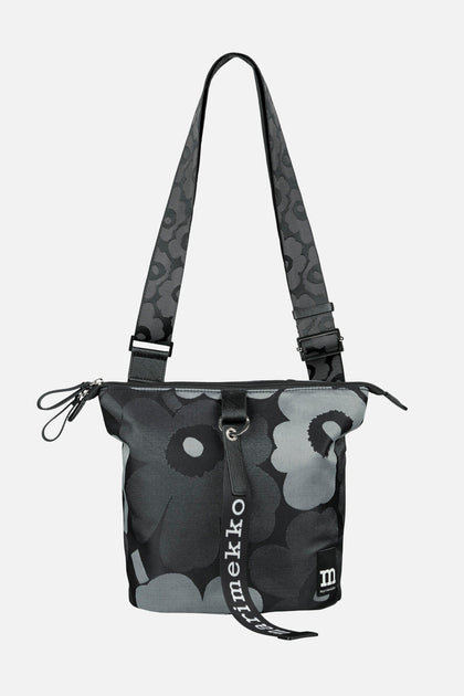 マリメッコ marimekko Carry All Unikko 92227 MM_253_carry_all_unikko_094634