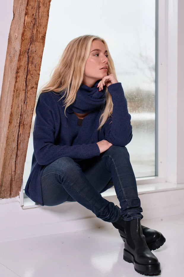 Henriette Steffensen Fleece V-Neck Sweater Denim