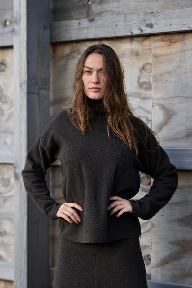 Henriette Steffensen High Neck Short Fleece Blouse Chokolate | 1360