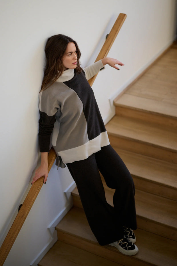 Henriette Steffensen Patch Sweater Chokolate/Kit/Elephant | 1380
