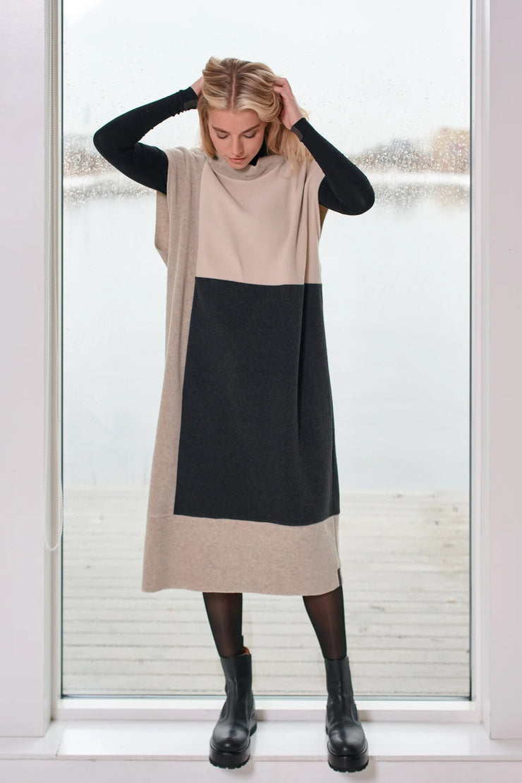Henriette Steffensen Fleece Patchwork Tunic Dress Soft Black/Sand/Kit