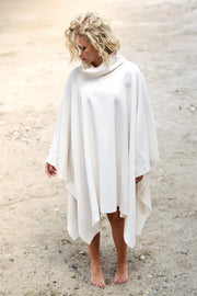 Henriette Steffensen Fleece Lounge Poncho Off-White