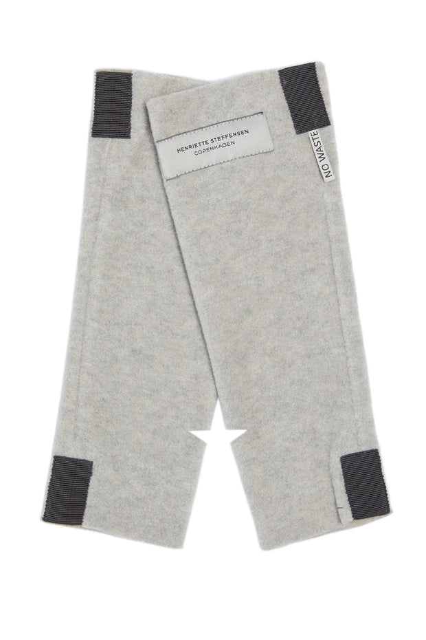 Henriette Steffensen Fleece Wrist Warmers Sand