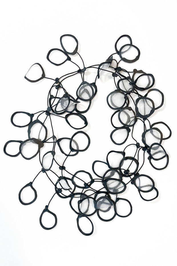 Annemieke Broenink Transparent Leaf Necklace Black/White