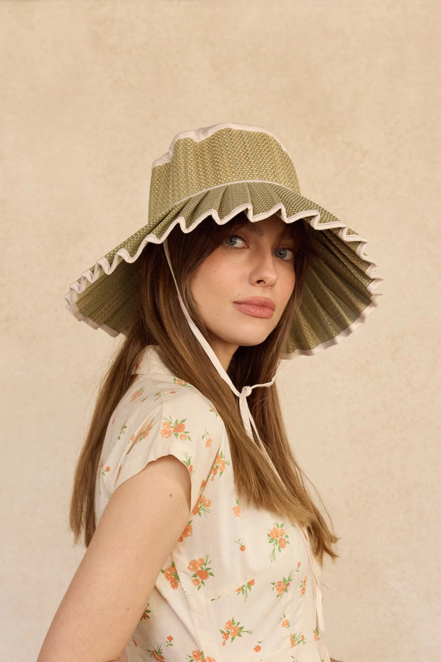 Lorna Murray Ladies Maxi Capri Hat Front Row