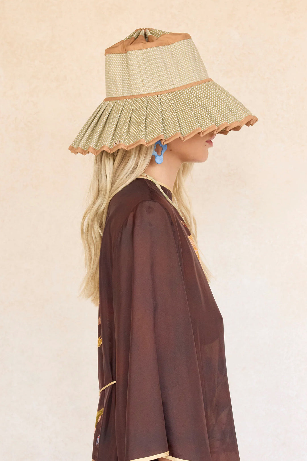 Lorna Murray Ladies Maxi Capri Hat Sandrift – KIITOSlife Lorna Murray Ladies Maxi Capri Hat Sandrift – KIITOSlife