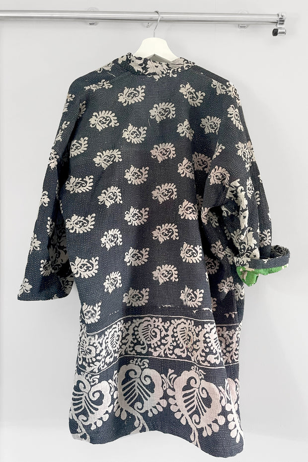 Kiitoslife Vintage Kantha Jacket One Size/Long Black/Ivory/Green