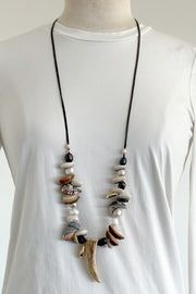 Beached Treasures Horn & Peacock Pearl Necklace