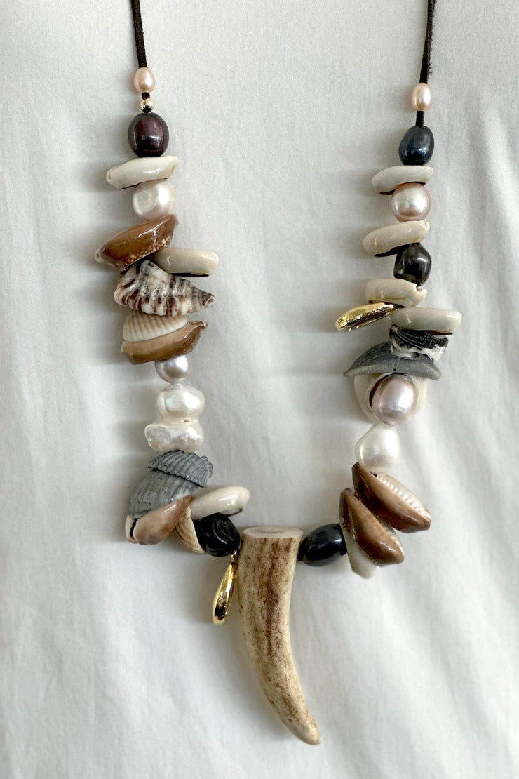 Beached Treasures Horn & Peacock Pearl Necklace