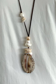 Beached Treasures Giant Tiger Cowrie Necklace