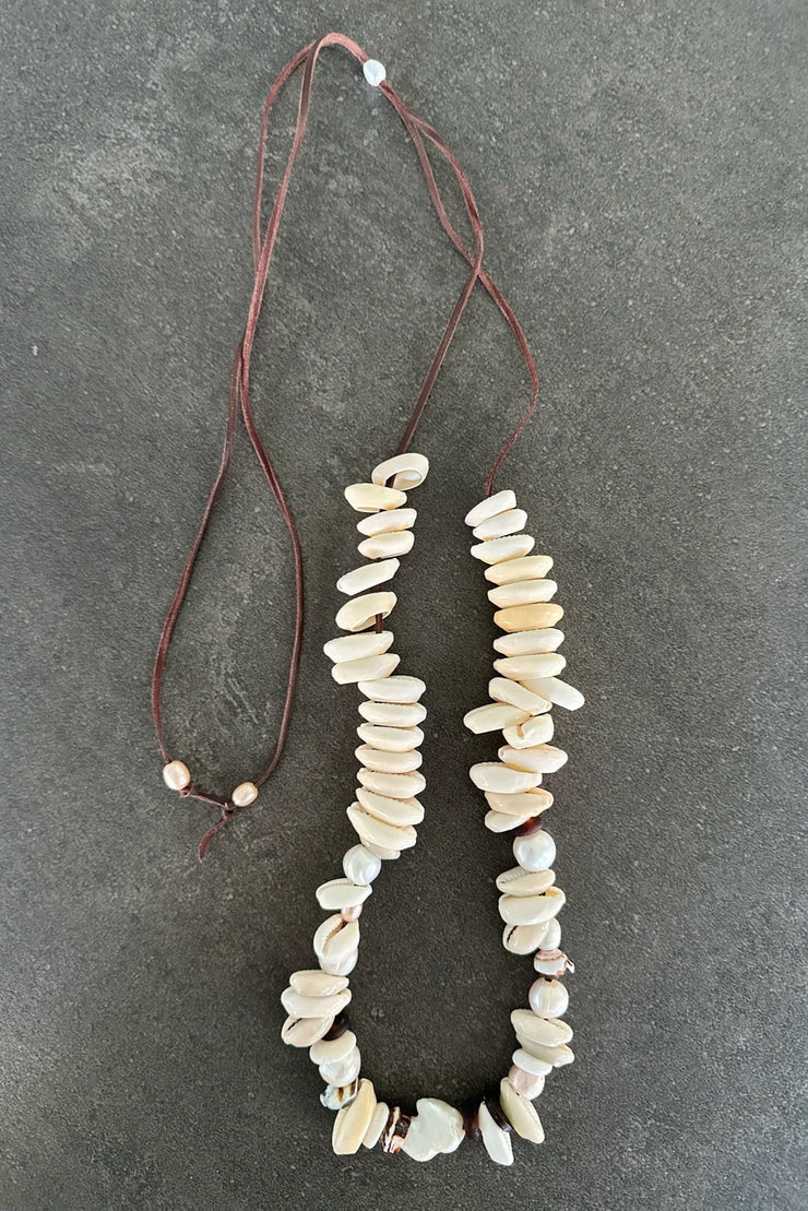 Beached Treasures Pearl & Cowrie Choker Necklace