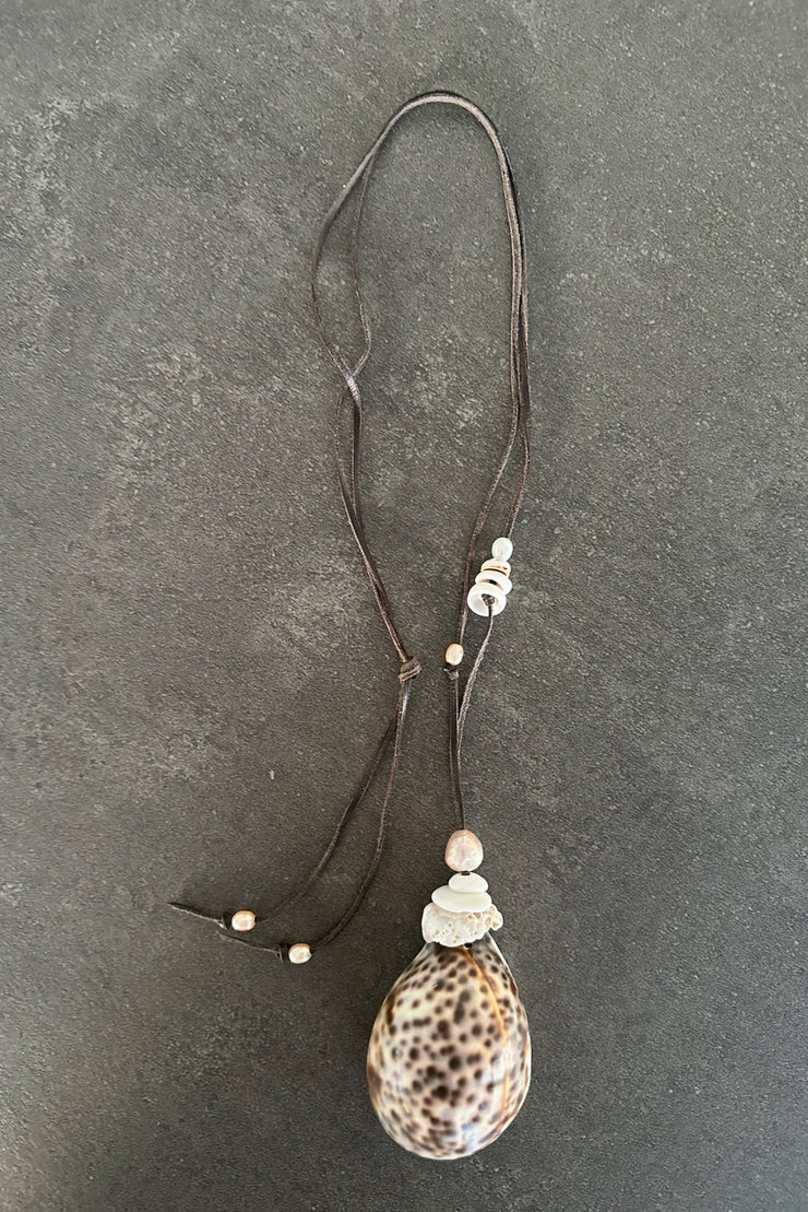 Beached Treasures Giant Tiger Cowrie Necklace