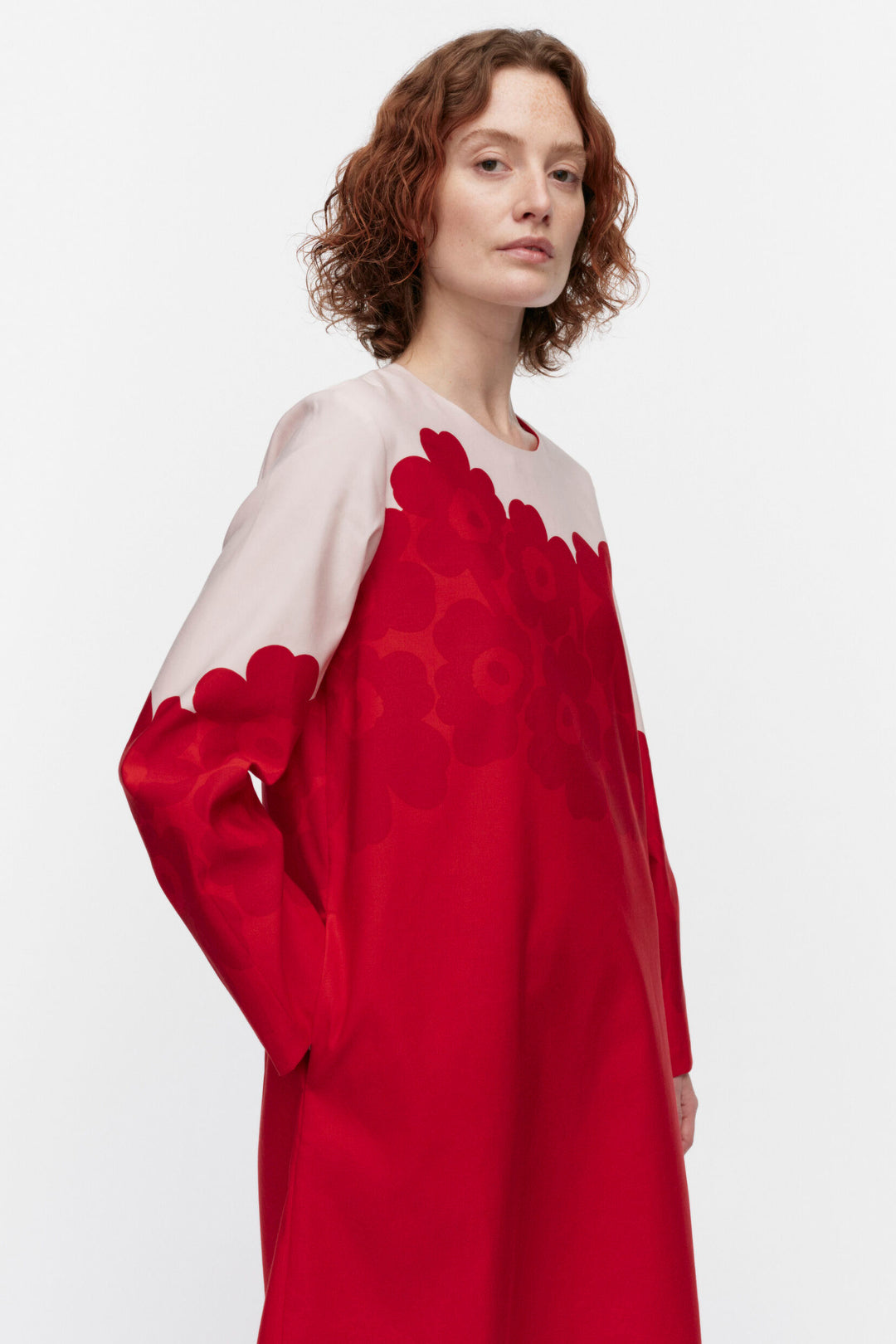 〈美品〉マリメッコ LOKKI CREPE / LAGUUNI DERSS marimekko（マリメッコ）の「LOKKI CREPE / LAGUUNI DRESS