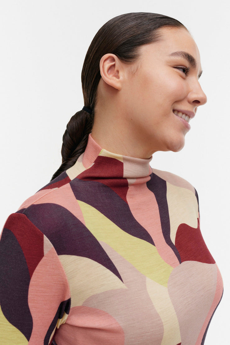 Marimekko Veduto Kamelia Wool Turtleneck