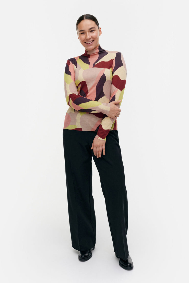 Marimekko Veduto Kamelia Wool Turtleneck