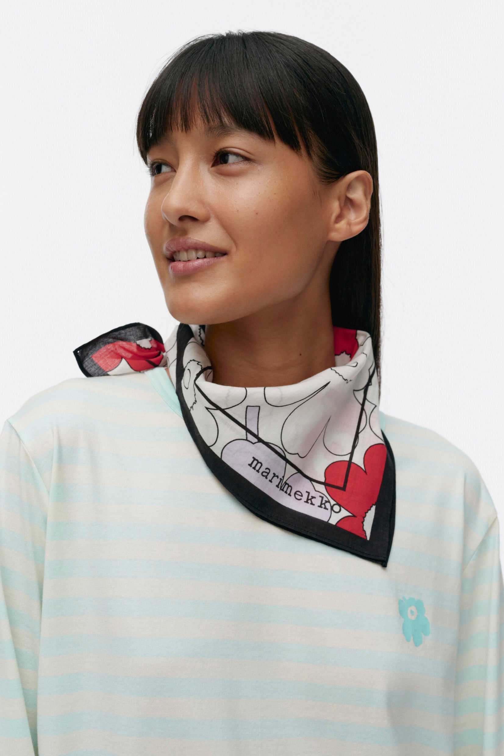 マリメッコ marimekko スカーフ Astrilli Piirto Unikko Kioski Marimekko Astrilli Piirto Unikko Kioski Scarf – KIITOSlife