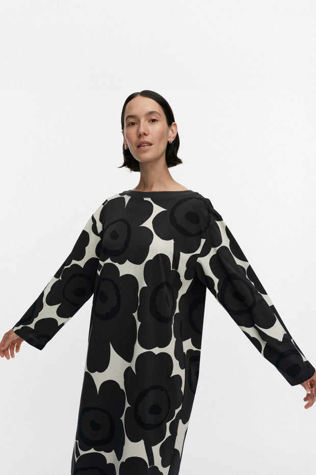Marimekko Tavoittaa Unikko Jersey Dress