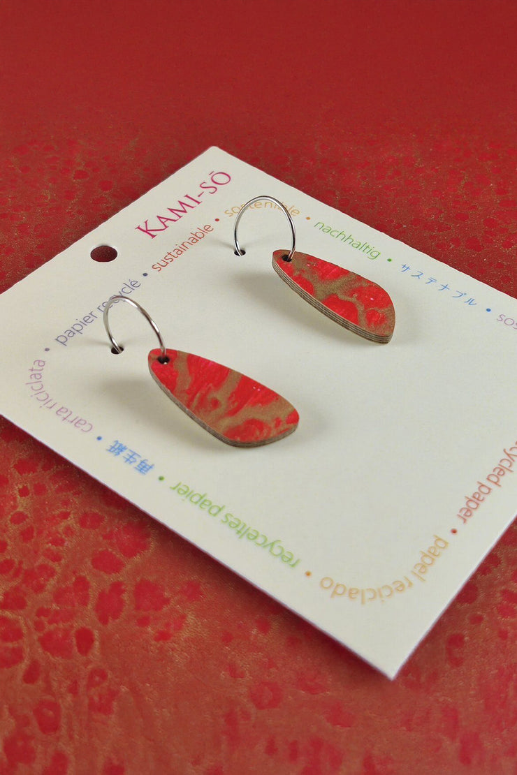 Kami-so Oval Recycled Paper Earrings - Red & Gold Crackle