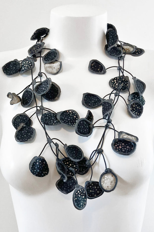 Annemieke Broenink Batiq Necklace Storm