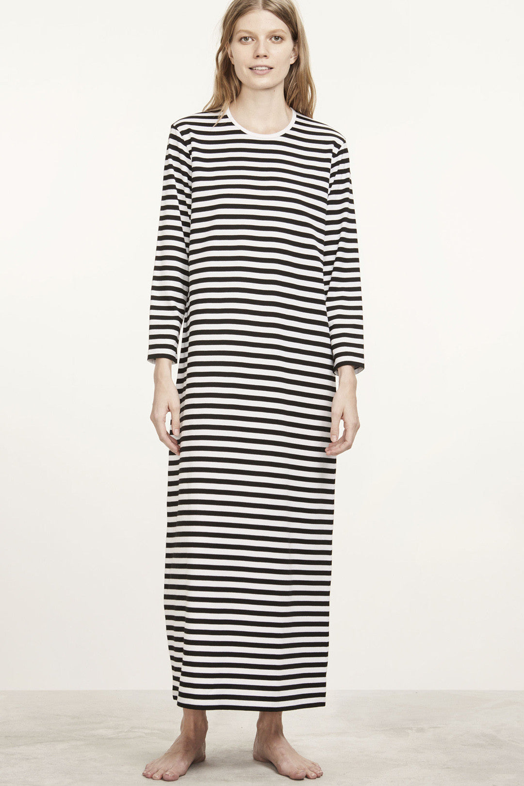 マリメッコ marimekko/ Katju ナイトガウン MM_214_katju_044740_068_FR1.