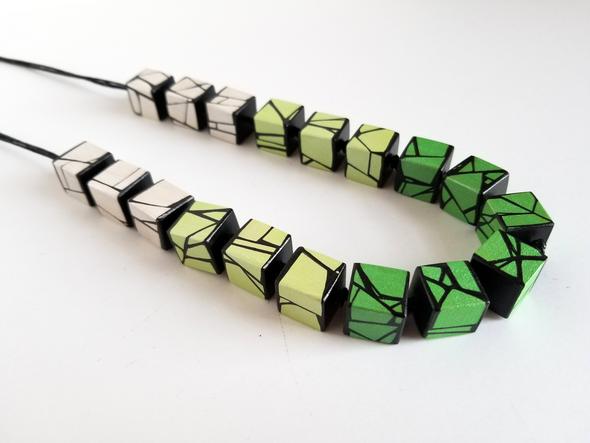 HUE + WOOD SHADES OF GREEN NECKLACE
