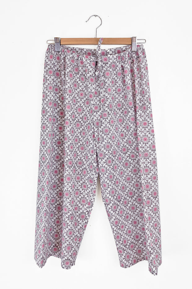 Nest Factory Block Print Capri Pants Lilac