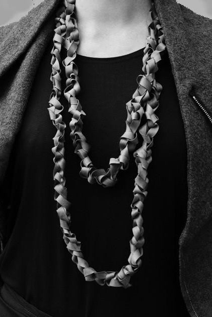 Frank Ideas Chaotic Necklace Wide Charcoal