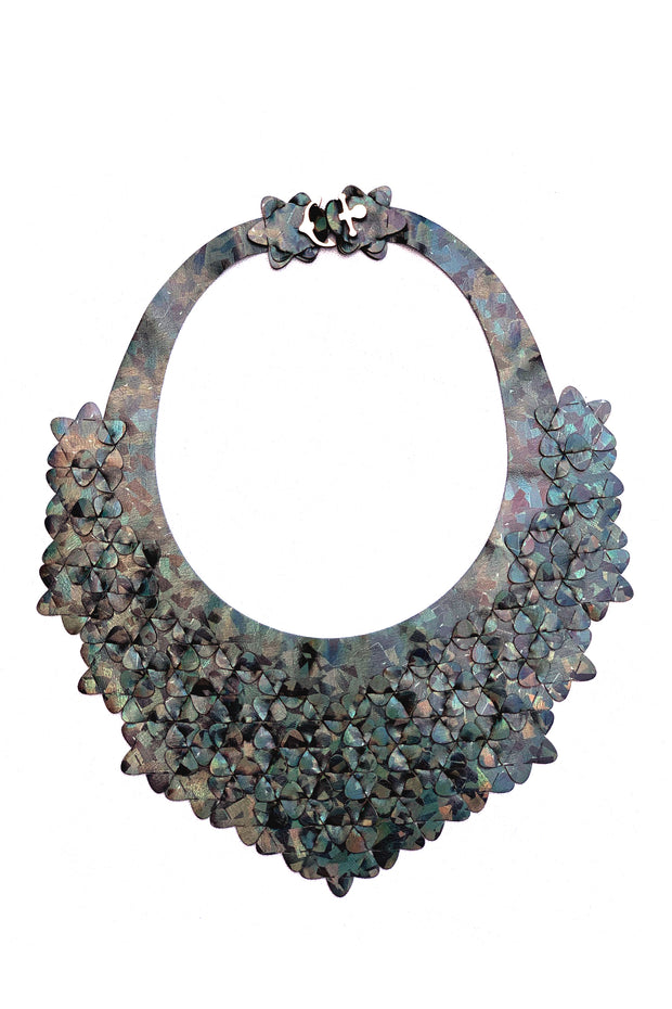 Iris Nijenhuis The Classic Necklace Holo Greyflake