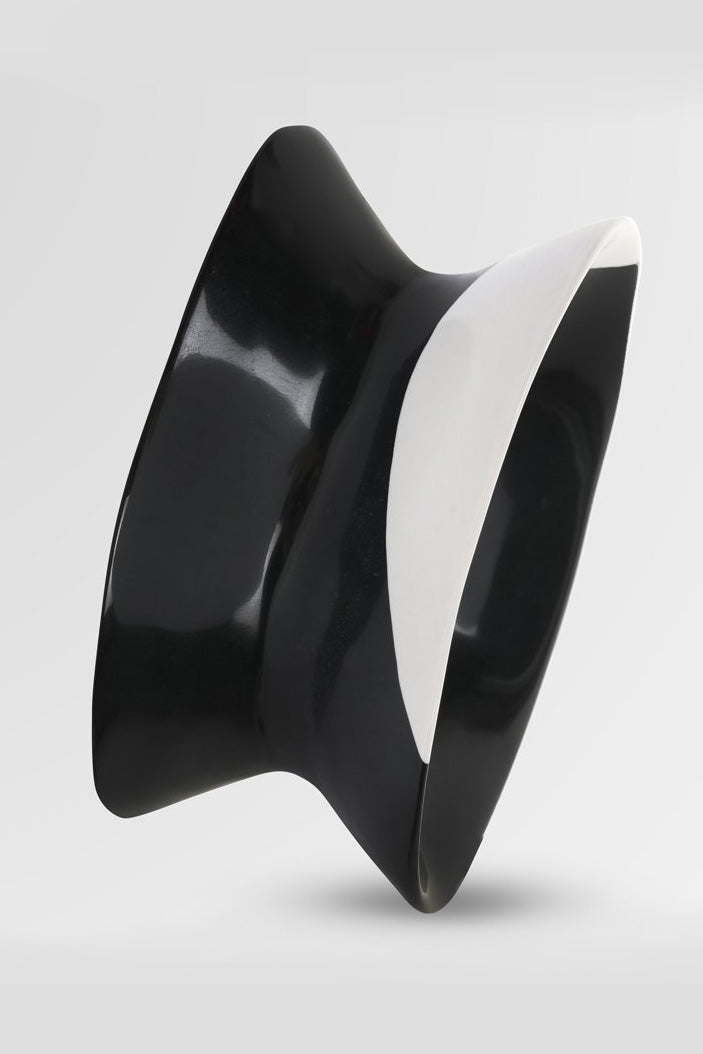 Dinosaur Designs Polished Resin Large Bow Bangle Chalk Dot on Black